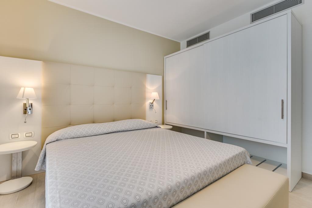 Single Room Terrace,422276118:JPEG